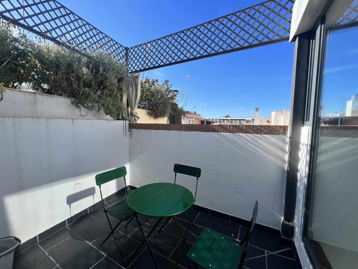 Atico San Bernardo Terraza Y Parking Incluido Apartment Sevilla Bagian luar foto