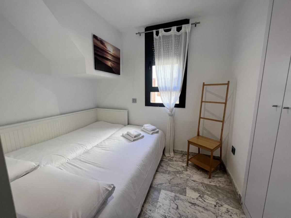 Atico San Bernardo Terraza Y Parking Incluido Apartment Sevilla Bagian luar foto